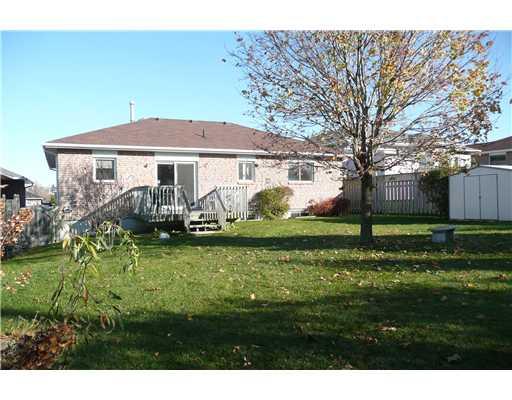 4 Mayfair Dr, House detached with 3 bedrooms, 2 bathrooms and null parking in Barrie ON | Image 7
