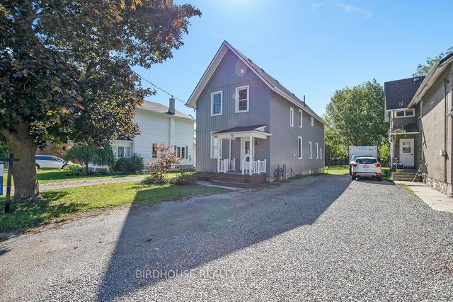 79 Wellington St, House detached with 4 bedrooms, 2 bathrooms and 4 parking in Kawartha Lakes ON | Image 21