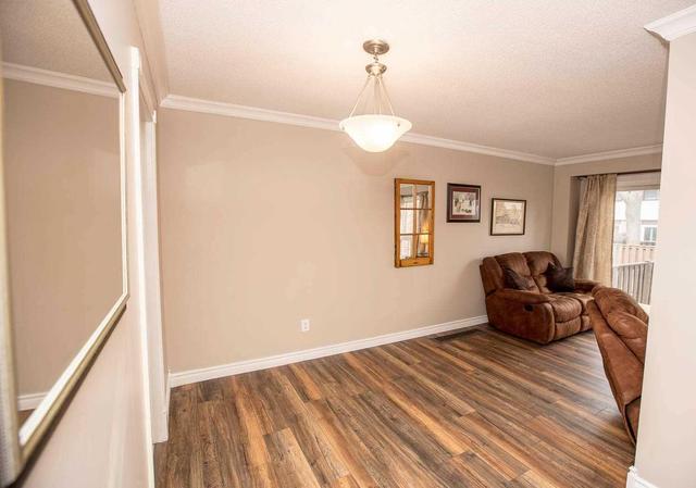 15 - 481 Pitfield Rd E, Townhouse with 4 bedrooms, 2 bathrooms and 3 parking in Milton ON | Image 5
