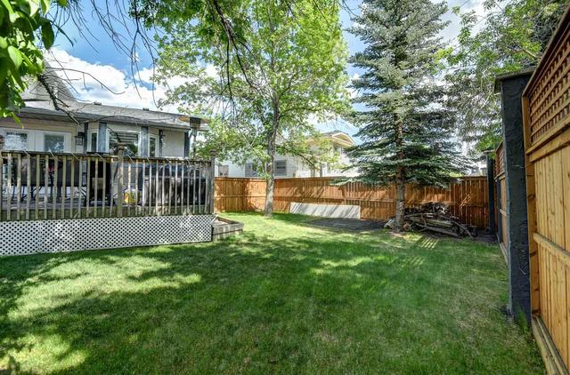 127 Douglas Woods Place Se, House detached with 4 bedrooms, 3 bathrooms and 4 parking in Calgary AB | Image 40