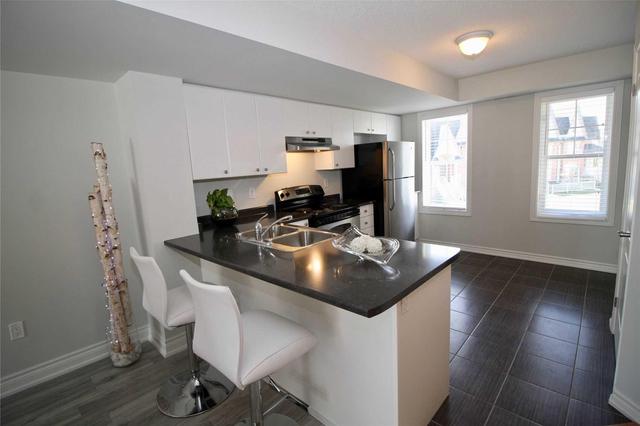 112 - 1380 Costigan Rd, Townhouse with 2 bedrooms, 3 bathrooms and 1 parking in Milton ON | Image 10