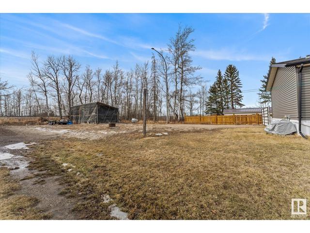 5407 45 St, House other with 3 bedrooms, 2 bathrooms and null parking in Redwater AB | Image 37