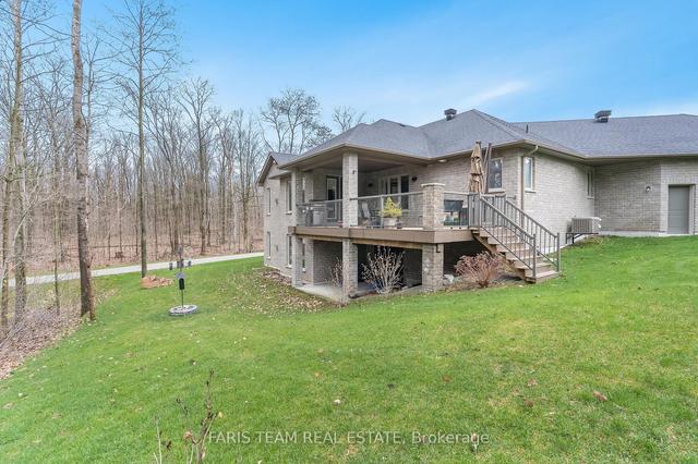 28 Timber Wolf Tr, House detached with 3 bedrooms, 4 bathrooms and 10 parking in Springwater ON | Image 21