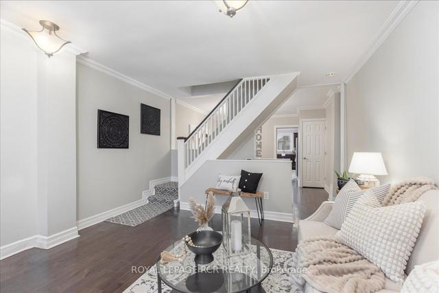 21 Pharmacy Ave, House semidetached with 3 bedrooms, 2 bathrooms and 2 parking in Toronto ON | Image 25