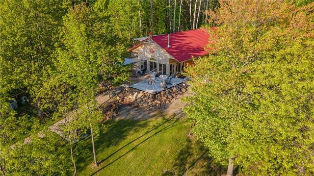 697 Curtiss Road, House detached with 2 bedrooms, 2 bathrooms and 6 parking in Madawaska Valley ON | Image 9
