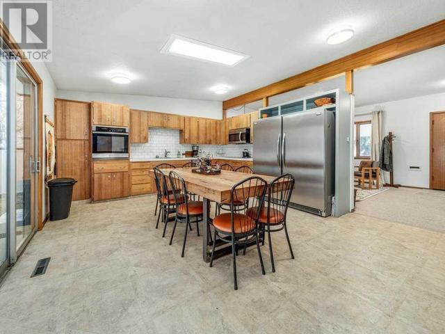 1711 Scenic Drive S, House detached with 5 bedrooms, 3 bathrooms and 4 parking in Lethbridge AB | Image 16
