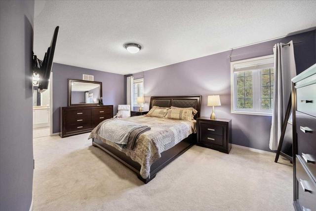 1222 Fox Cres, House detached with 4 bedrooms, 3 bathrooms and 4 parking in Milton ON | Image 17