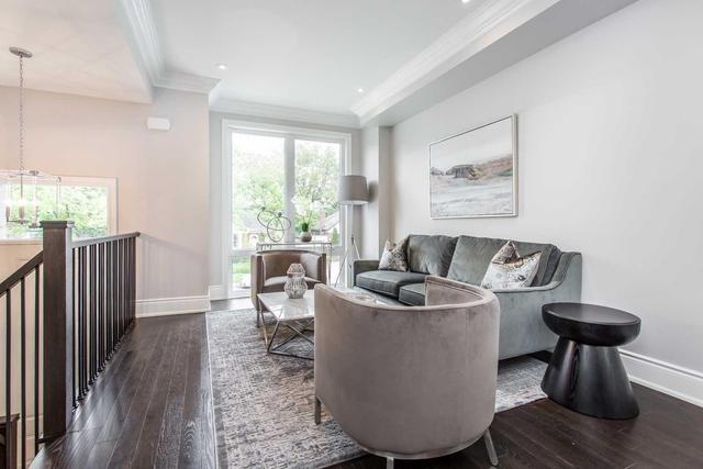 21 Marquette Ave, House semidetached with 4 bedrooms, 4 bathrooms and 1 parking in Toronto ON | Image 2