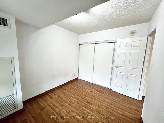 201 - 15 Maplewood Ave, Condo with 1 bedrooms, 1 bathrooms and 0 parking in Toronto ON | Image 7