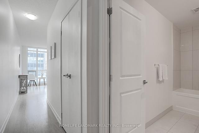 709 - 98 Lillian St, Condo with 1 bedrooms, 1 bathrooms and 0 parking in Toronto ON | Image 21