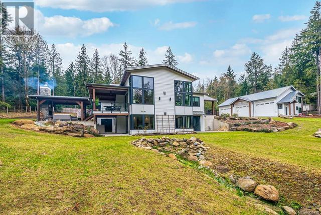4962 Aho Rd, House detached with 4 bedrooms, 4 bathrooms and 10 parking in Cowichan Valley H BC | Image 1