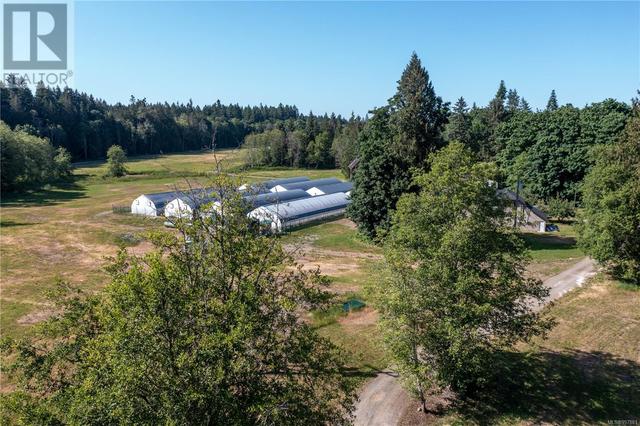 8991 Island Hwy S, House detached with 2 bedrooms, 1 bathrooms and 10 parking in Comox Valley A BC | Image 15