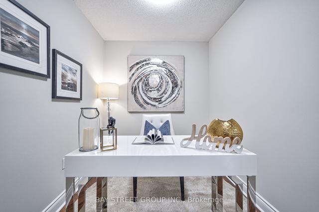 1019 - 500 Doris Ave, Condo with 2 bedrooms, 2 bathrooms and 1 parking in Toronto ON | Image 17