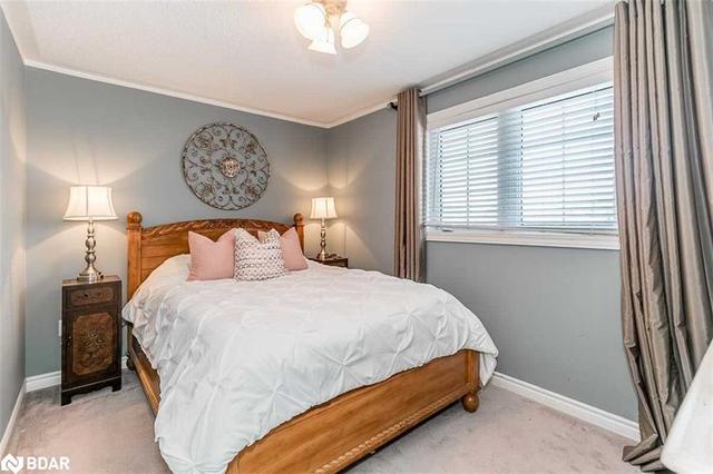 104 Birchwood Road, House detached with 4 bedrooms, 3 bathrooms and null parking in Barrie ON | Image 25