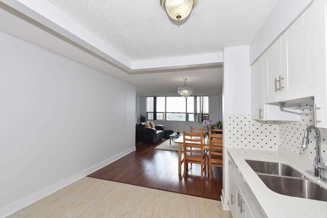 1106 - 45 Sunrise Ave, Condo with 2 bedrooms, 1 bathrooms and 1 parking in Toronto ON | Image 26