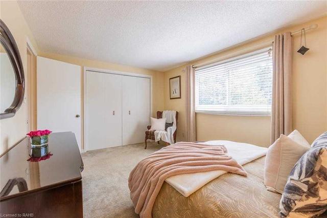 534 Clark Ave, House detached with 3 bedrooms, 3 bathrooms and 3 parking in Burlington ON | Image 14