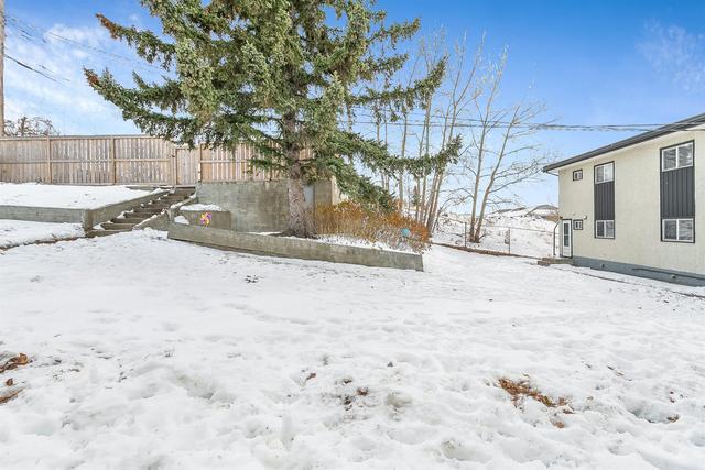 4 - 1603 Mcgonigal Drive Ne, Home with 2 bedrooms, 1 bathrooms and 2 parking in Calgary AB | Image 32