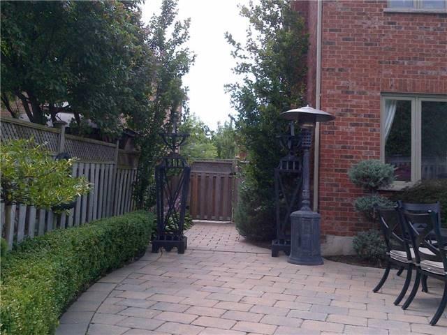 33 Cherokee Dr, House detached with 4 bedrooms, 3 bathrooms and 4 parking in Vaughan ON | Image 20