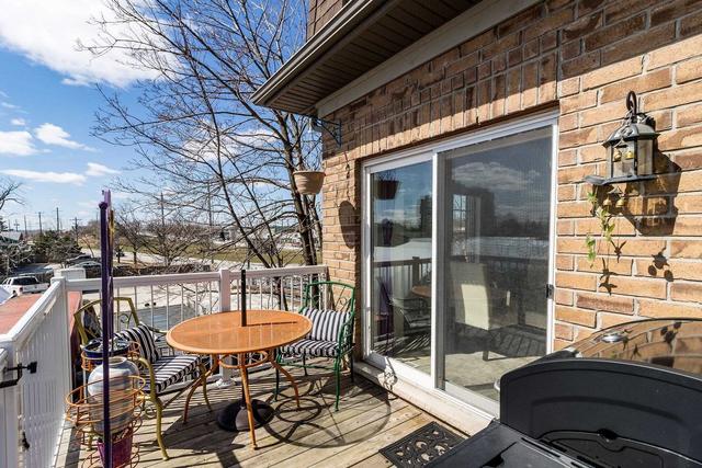 8 - 2220 Queensway Dr, Townhouse with 3 bedrooms, 4 bathrooms and 4 parking in Burlington ON | Image 10