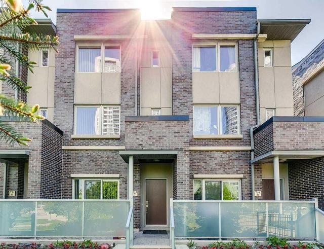 Th7 - 330 Village Green Sq, Townhouse with 4 bedrooms, 3 bathrooms and 2 parking in Toronto ON | Image 1