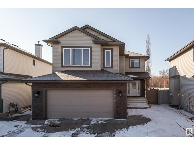 7915 3 Av Sw, House detached with 3 bedrooms, 3 bathrooms and null parking in Edmonton AB | Image 1