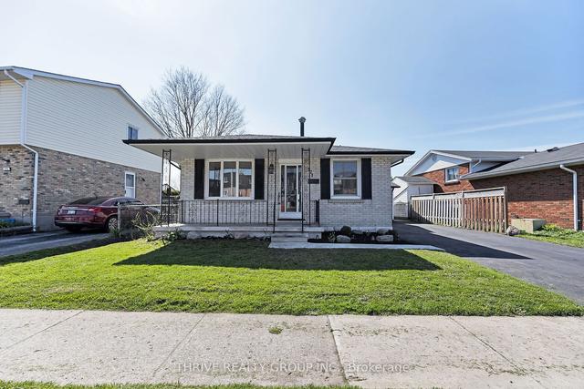 371 Admiral Dr, House detached with 3 bedrooms, 2 bathrooms and 2 parking in London ON | Image 1