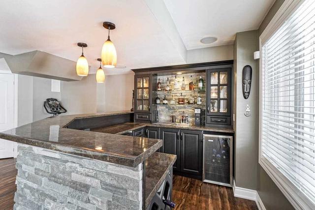 34 Hibiscus Crt, House detached with 4 bedrooms, 4 bathrooms and 6 parking in Brampton ON | Image 28