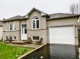 68 Caribou Tr, House detached with 2 bedrooms, 2 bathrooms and 3 parking in Wasaga Beach ON | Image 1