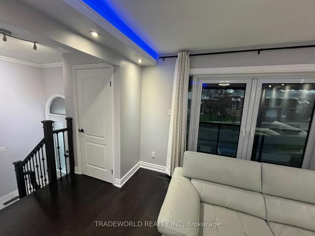 7 Benjamin Boake Tr, House semidetached with 3 bedrooms, 2 bathrooms and 4 parking in Toronto ON | Image 22