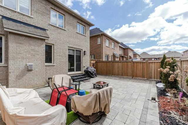 74 Villadowns Tr, House semidetached with 3 bedrooms, 3 bathrooms and 3 parking in Brampton ON | Image 30