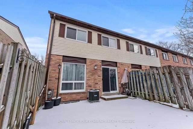 5 - 52 Adelaide St, Townhouse with 4 bedrooms, 2 bathrooms and 2 parking in Barrie ON | Image 19
