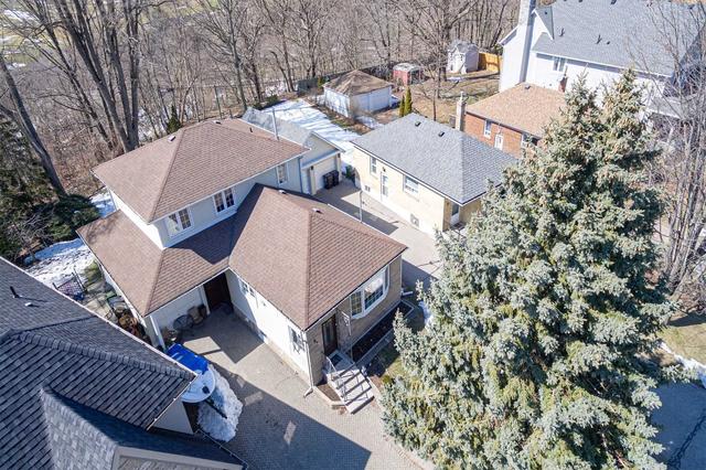 45 Enfield Ave, House detached with 4 bedrooms, 3 bathrooms and 5 parking in Toronto ON | Image 27