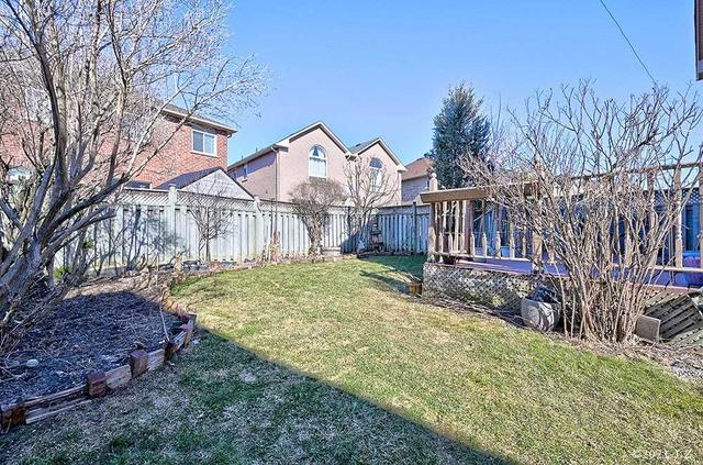5673 Longboat Ave, House semidetached with 3 bedrooms, 4 bathrooms and 3 parking in Mississauga ON | Image 35