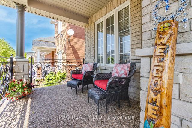 8 Gallpoint Cres, House detached with 4 bedrooms, 4 bathrooms and 6 parking in Brampton ON | Image 23