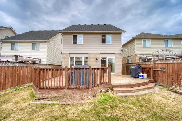 92 Foot Cres, House detached with 4 bedrooms, 3 bathrooms and 5 parking in Cambridge ON | Image 19
