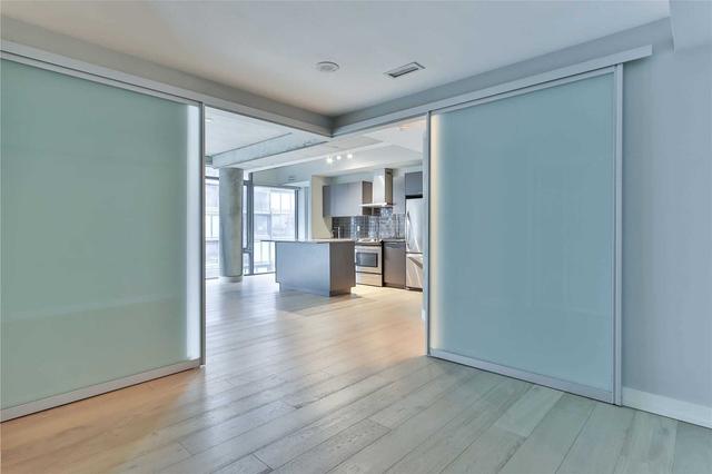 711 - 650 King St W, Condo with 1 bedrooms, 1 bathrooms and 1 parking in Toronto ON | Image 5