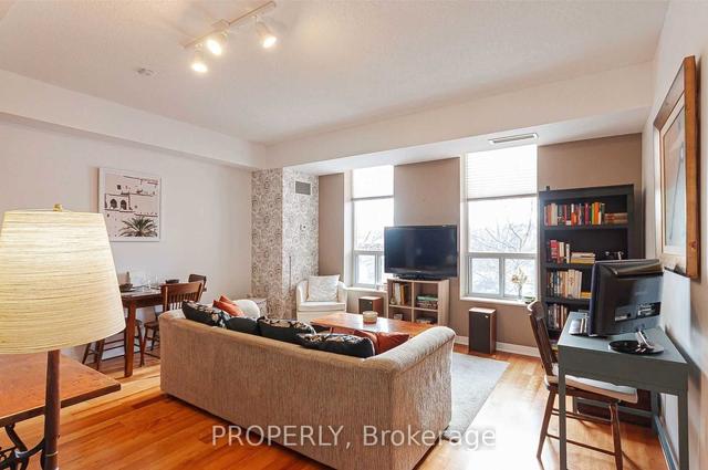 313 - 485 Rosewell Ave, Condo with 1 bedrooms, 1 bathrooms and 1 parking in Toronto ON | Image 4