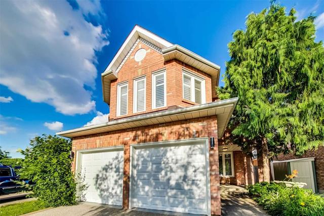 37 Cove Cres, House detached with 4 bedrooms, 3 bathrooms and 6 parking in Hamilton ON | Image 12