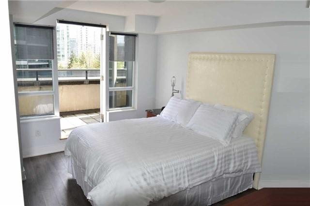 517 - 20 Blue Jays Way, Condo with 2 bedrooms, 2 bathrooms and 1 parking in Toronto ON | Image 9