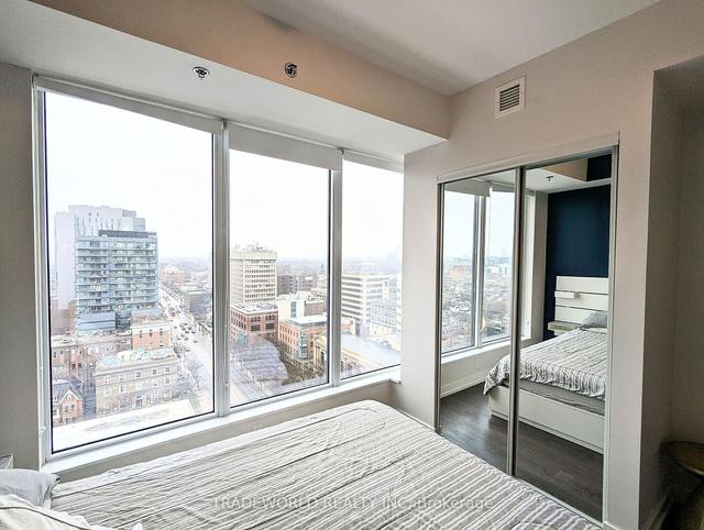 1603 - 203 College St, Condo with 1 bedrooms, 1 bathrooms and 0 parking in Toronto ON | Image 3