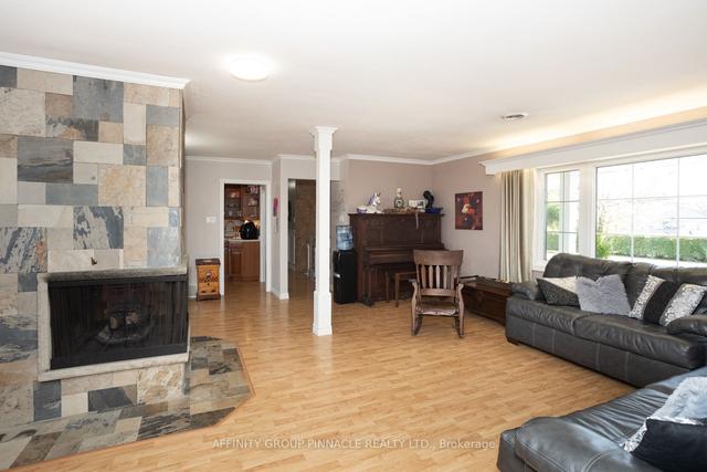291 Angeline St N, House detached with 2 bedrooms, 3 bathrooms and 6 parking in Kawartha Lakes ON | Image 20