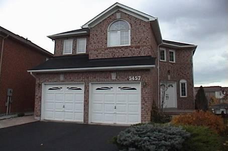 5457 Remington Crt, House detached with 4 bedrooms, 3 bathrooms and 4 parking in Mississauga ON | Image 1