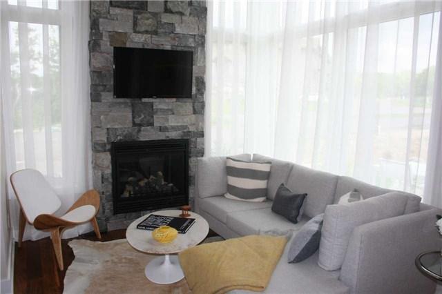 22 Carrick Tr, Townhouse with 1 bedrooms, 2 bathrooms and 1 parking in Gravenhurst ON | Image 4