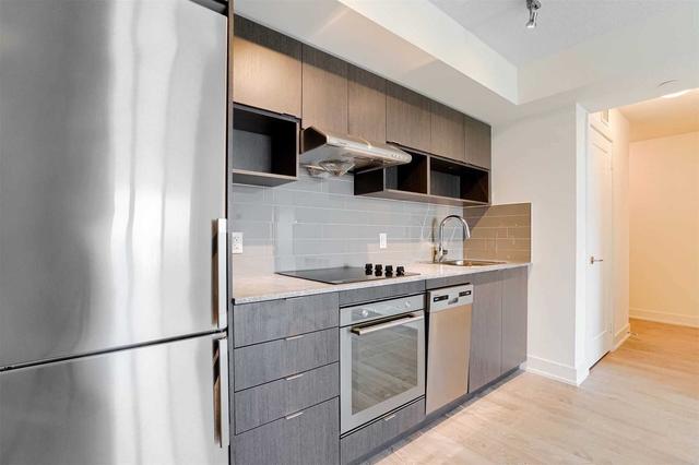 3806 - 7 Mabelle Ave, Condo with 1 bedrooms, 1 bathrooms and 1 parking in Toronto ON | Image 19