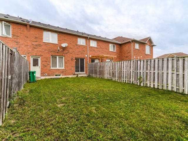 256 Van Kirk Dr, House attached with 3 bedrooms, 3 bathrooms and 3 parking in Brampton ON | Image 26
