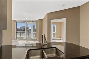 504 - 325 3 Street Se, Condo with 2 bedrooms, 2 bathrooms and 1 parking in Calgary AB | Image 5