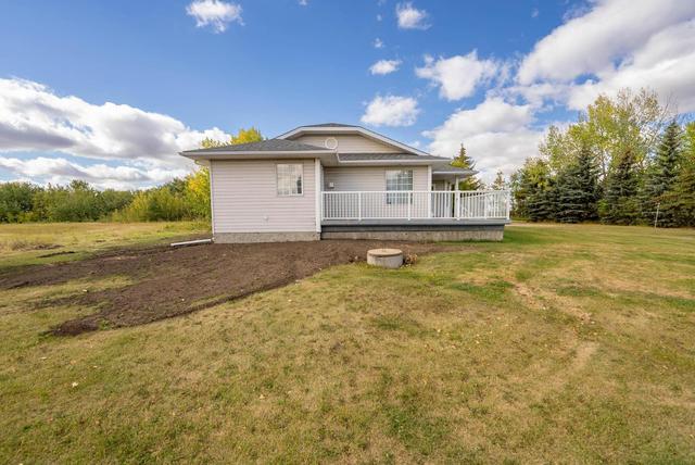 46445 Range Road 200, House detached with 3 bedrooms, 3 bathrooms and 6 parking in Camrose County AB | Image 10