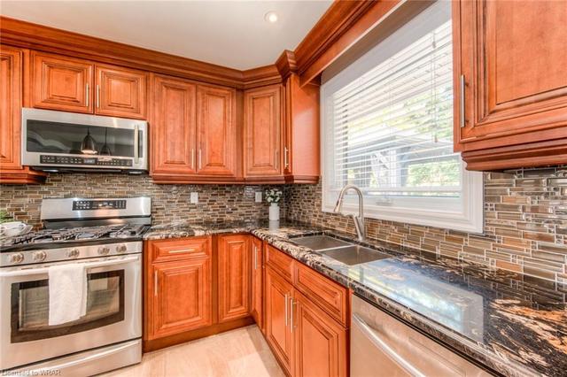 250 Ahrens Street W, House detached with 3 bedrooms, 2 bathrooms and null parking in Kitchener ON | Image 2
