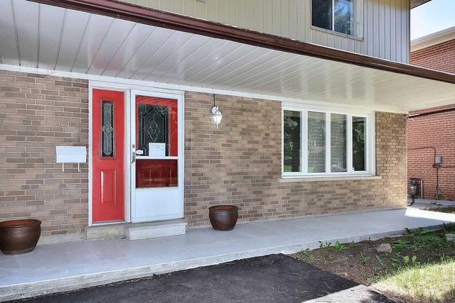 471 Brimorton Dr, House detached with 4 bedrooms, 2 bathrooms and 5 parking in Toronto ON | Image 32