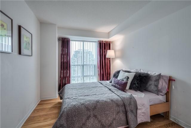 Lph11 - 20 Olive Ave, Condo with 2 bedrooms, 1 bathrooms and 1 parking in Toronto ON | Image 14
